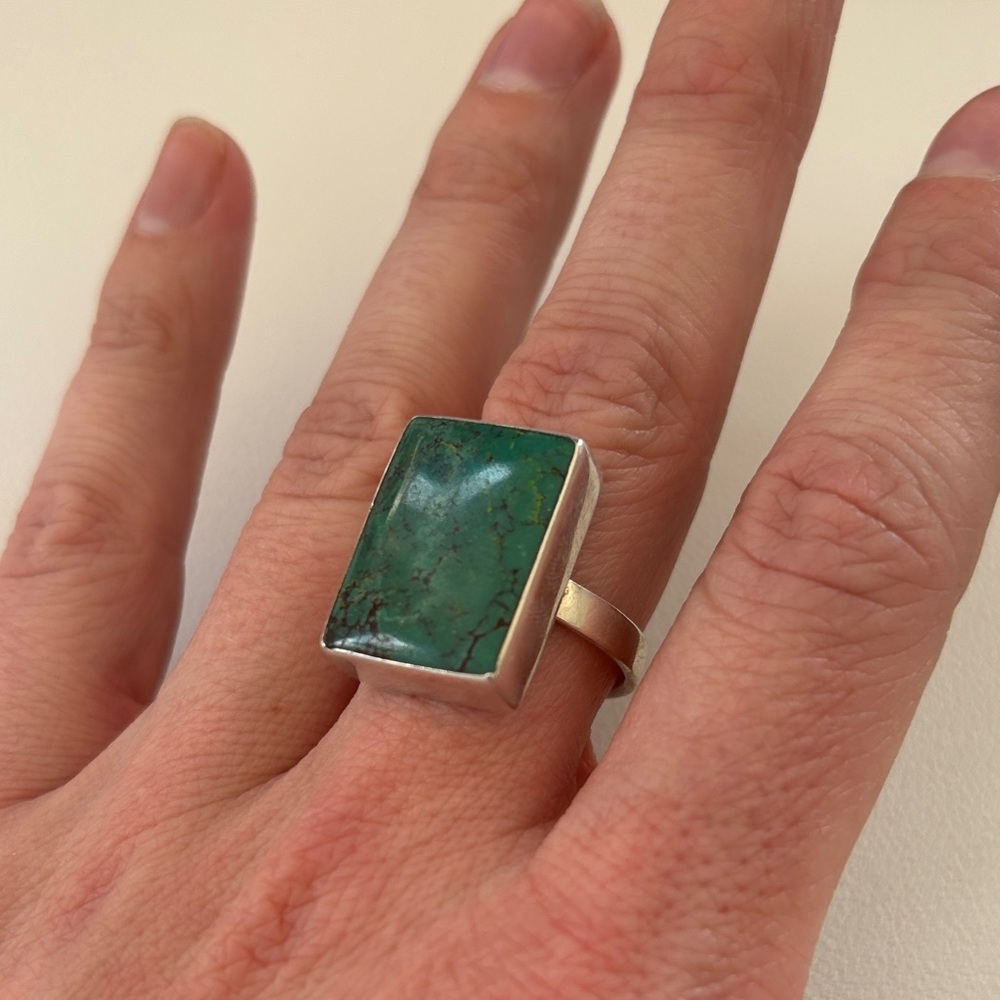 Sterling Silver Green Turquoise Rectangle Statement Ring - Size 8